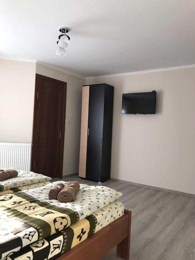 Harmony Bed and Breakfast Lazeshchyna Exteriör bild