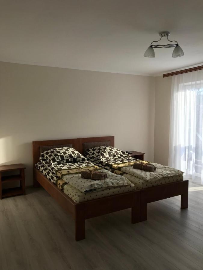 Harmony Bed and Breakfast Lazeshchyna Exteriör bild