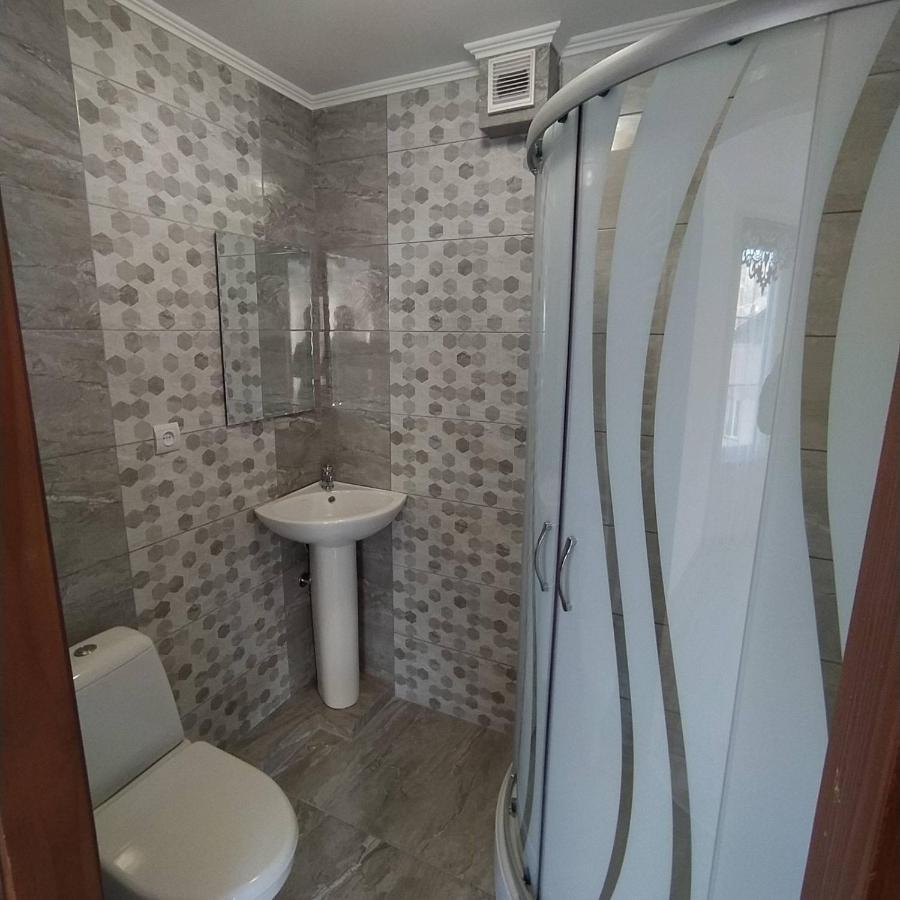 Harmony Bed and Breakfast Lazeshchyna Exteriör bild