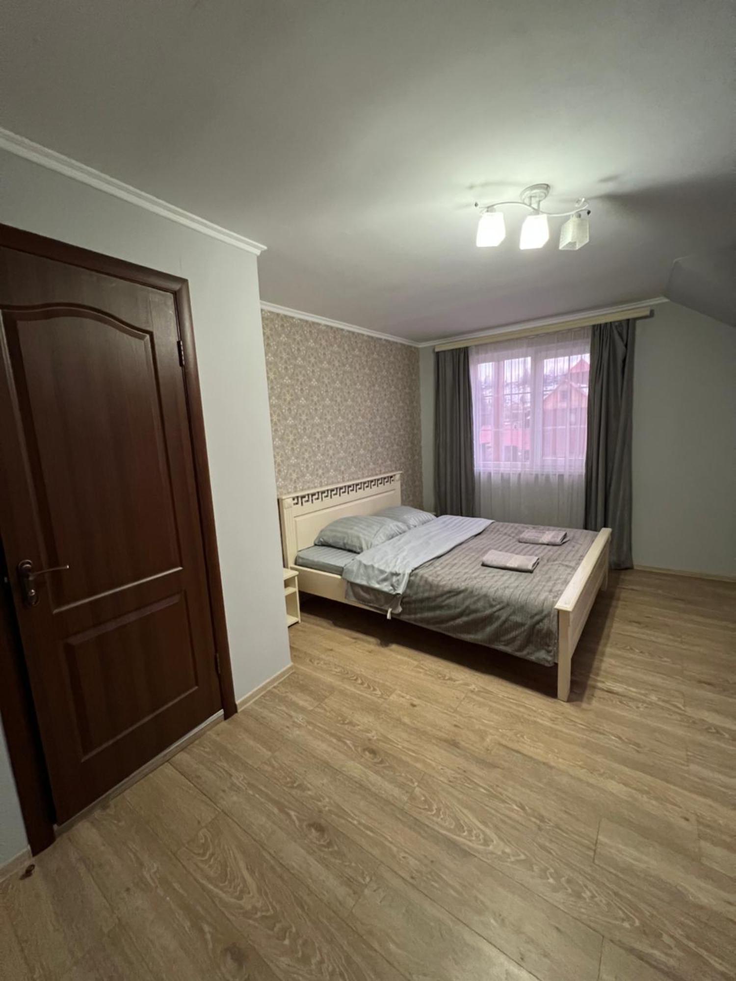 Harmony Bed and Breakfast Lazeshchyna Exteriör bild